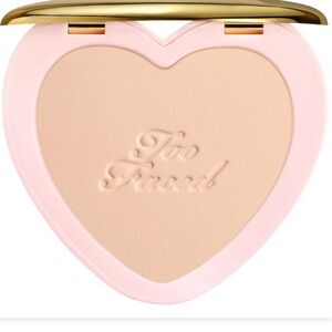 NEW Too Faced Born This Way - soft Blur setting powder